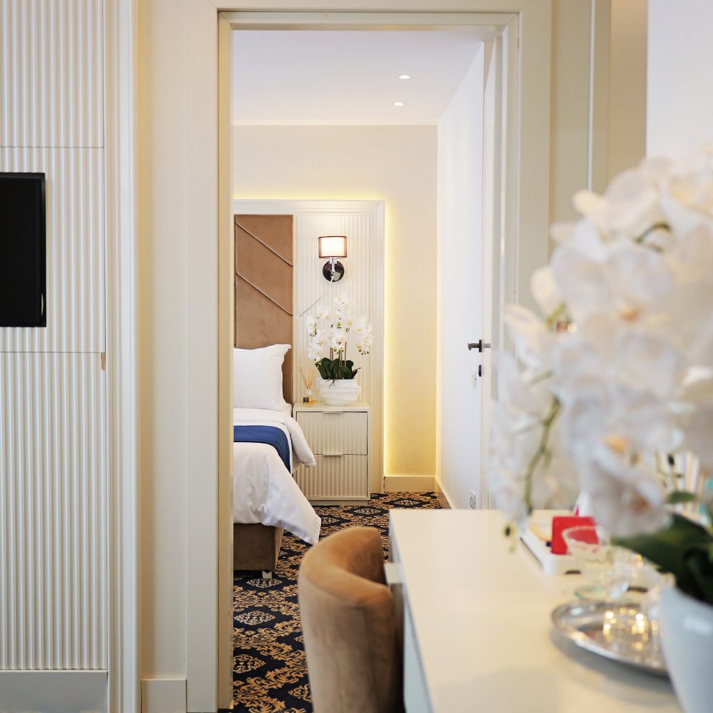 Apartament Queen cu două camere și două băi, Hotel Belvedere