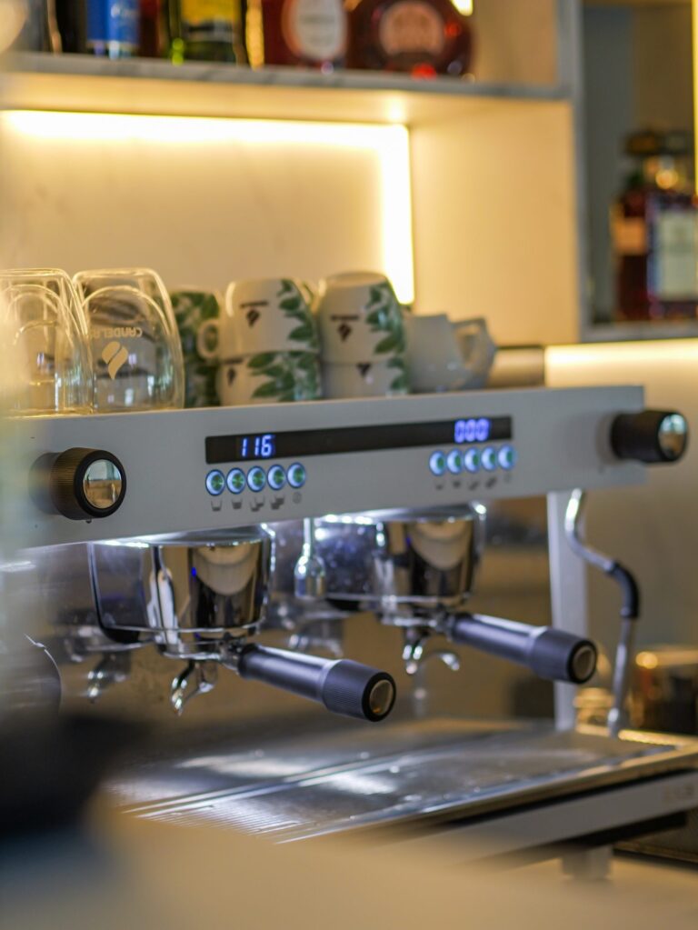 Espressor profesional pentru cafea de specialitate