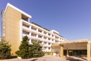 Fațada Hotelului Belvedere din Eforie Nord