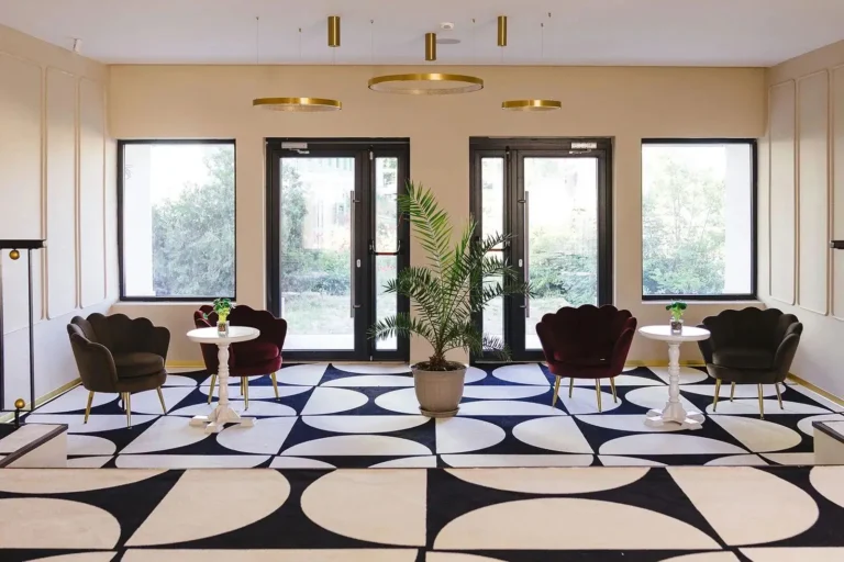 Lounge-ul elegant al Hotelului Belvedere